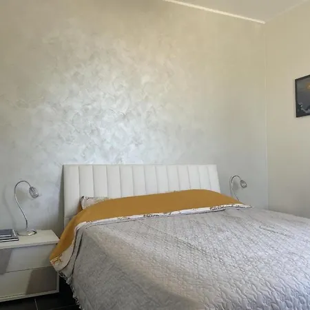 Appartement Capovaticano - Unique Sea View - Renaissance