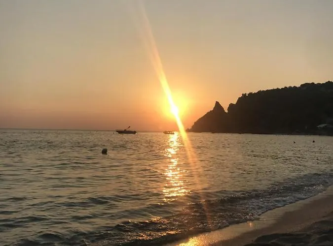 Appartement Capovaticano - Unique Sea View - Renaissance